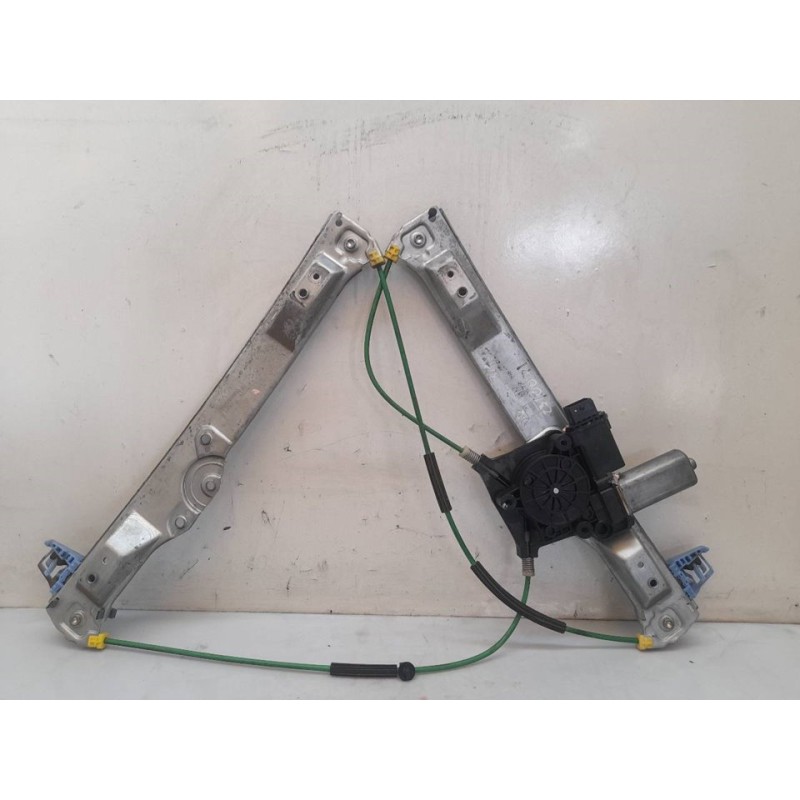 Recambio de elevalunas delantero derecho para opel corsa d catch me referencia OEM IAM 72005001 - Rojo 2