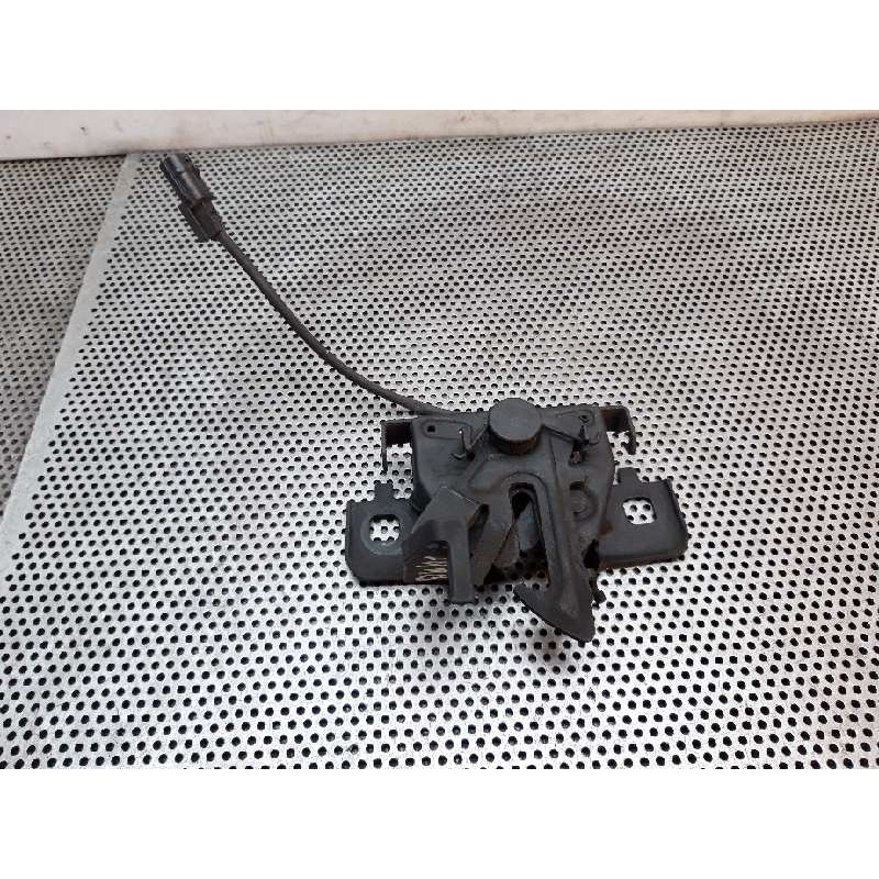 Recambio de cerradura capo para dacia sandero stepway referencia OEM IAM 656013486R  