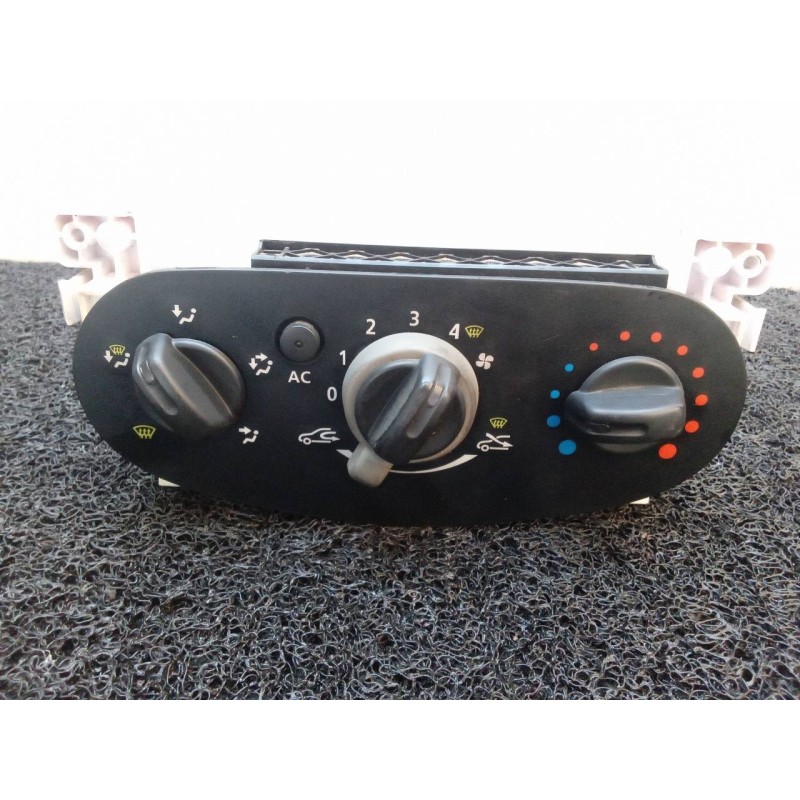 Recambio de mando calefaccion / aire acondicionado para dacia sandero básico referencia OEM IAM N106278B T1001639 