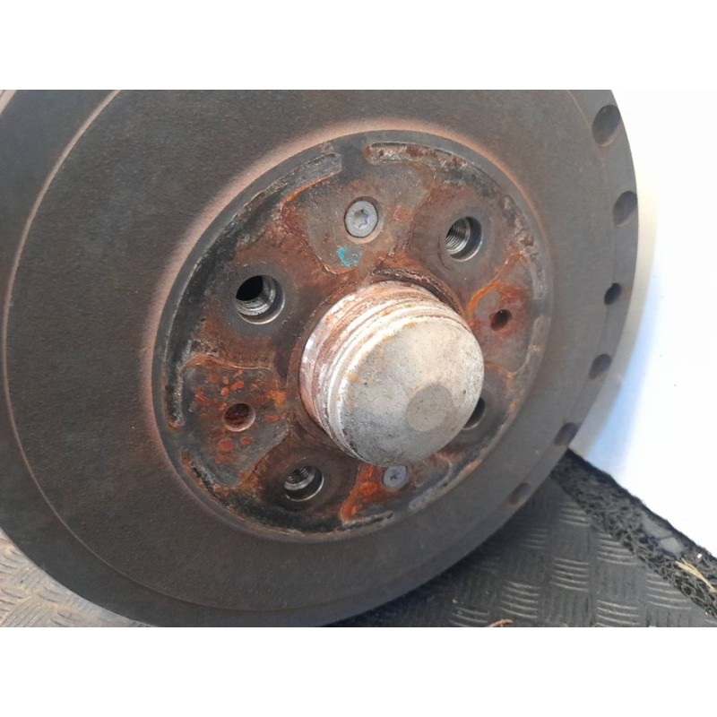 Recambio de puente trasero para opel corsa d catch me referencia OEM IAM - Rojo 2