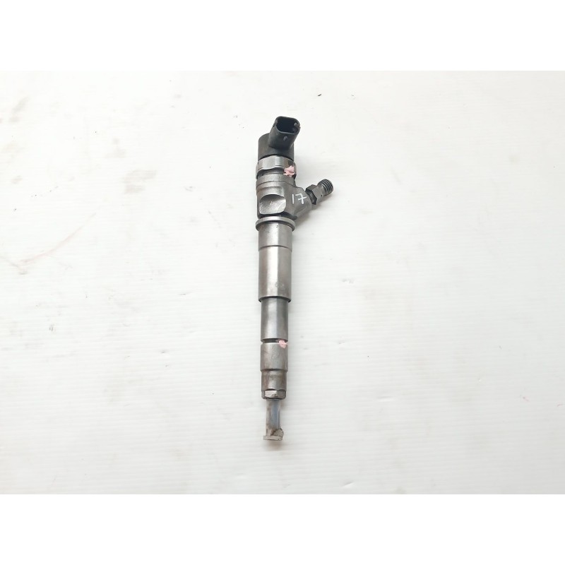 Recambio de inyector para renault master kipper l3h1 3,5t referencia OEM IAM 0445110375  