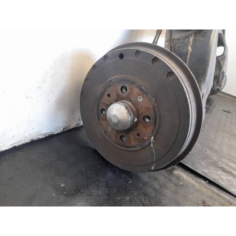 Recambio de puente trasero para opel corsa d catch me referencia OEM IAM - Rojo 3