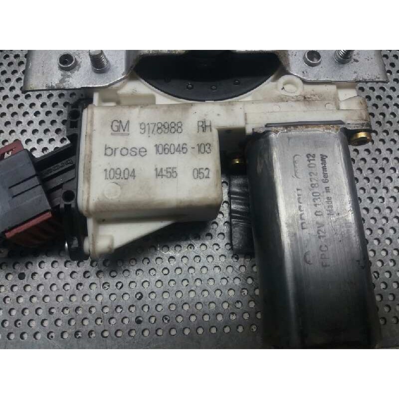 Recambio de elevalunas delantero derecho para opel vectra c berlina 1.9 16v cdti cat (z 19 dth / lrd) referencia OEM IAM - Gris 2