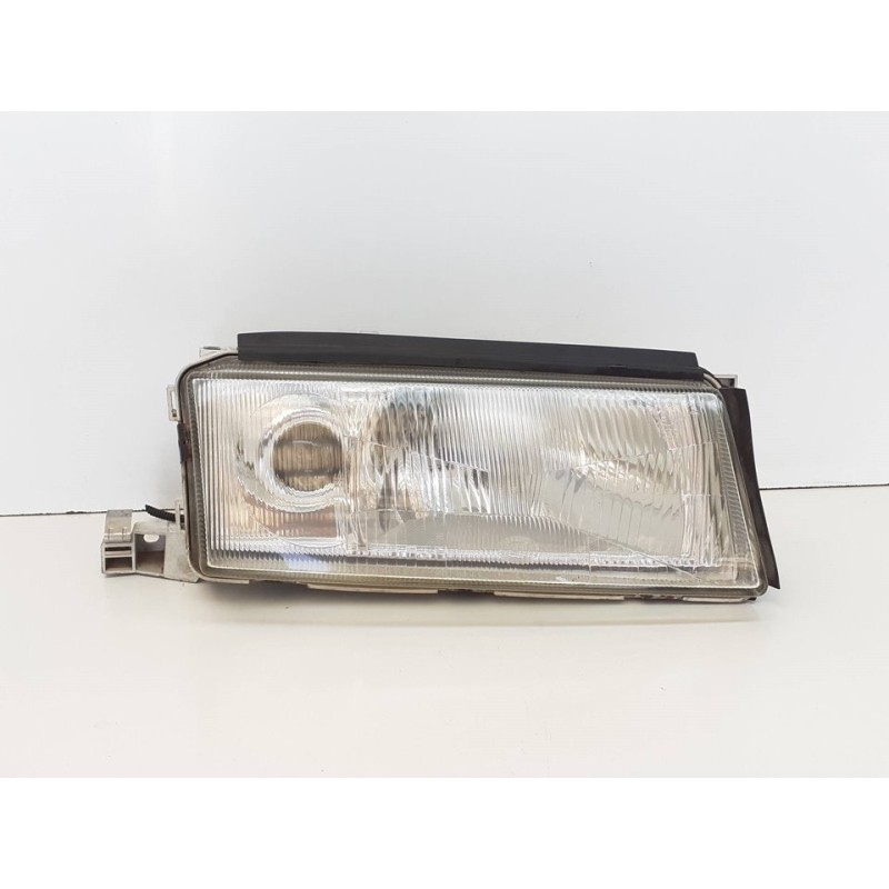 Recambio de faro derecho para skoda octavia berlina (1u2) 1.6 glx (74kw) referencia OEM IAM   