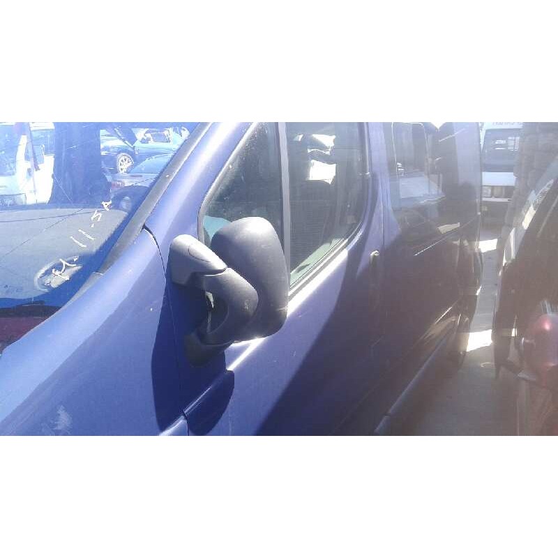 nissan primastar (x83) del año 2004