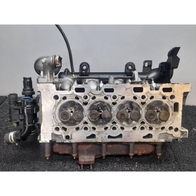 Recambio de culata para peugeot 206 berlina 1.4 hdi referencia OEM IAM - Gris 2