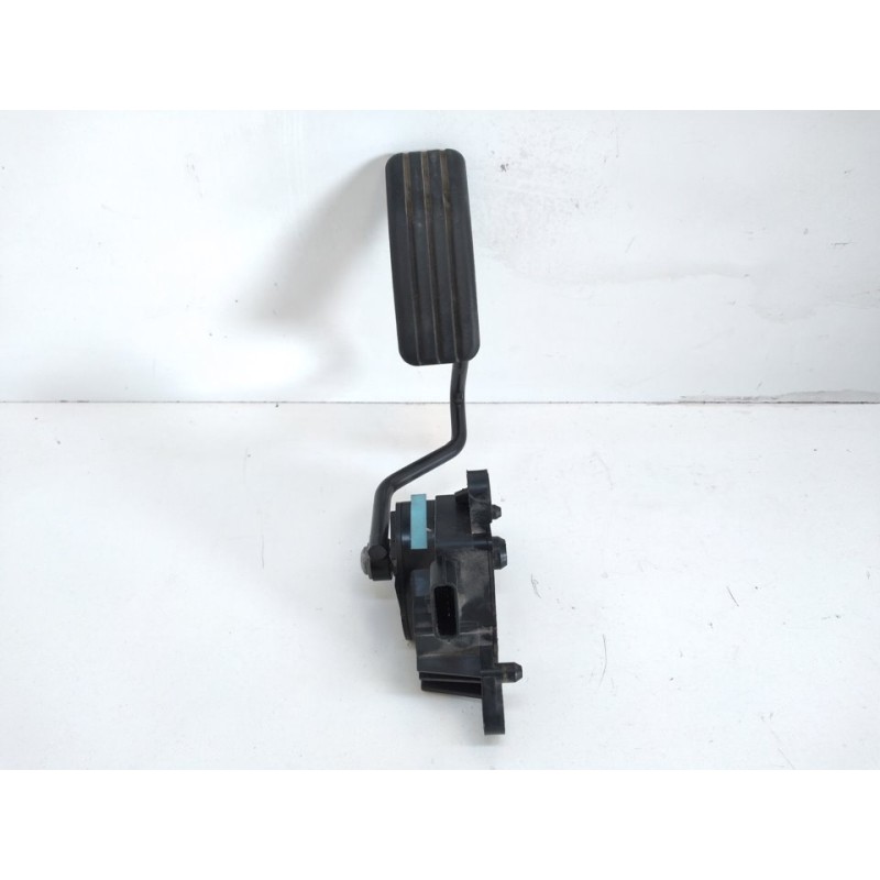 Recambio de potenciometro pedal para renault clio iii exception referencia OEM IAM 8200297342  
