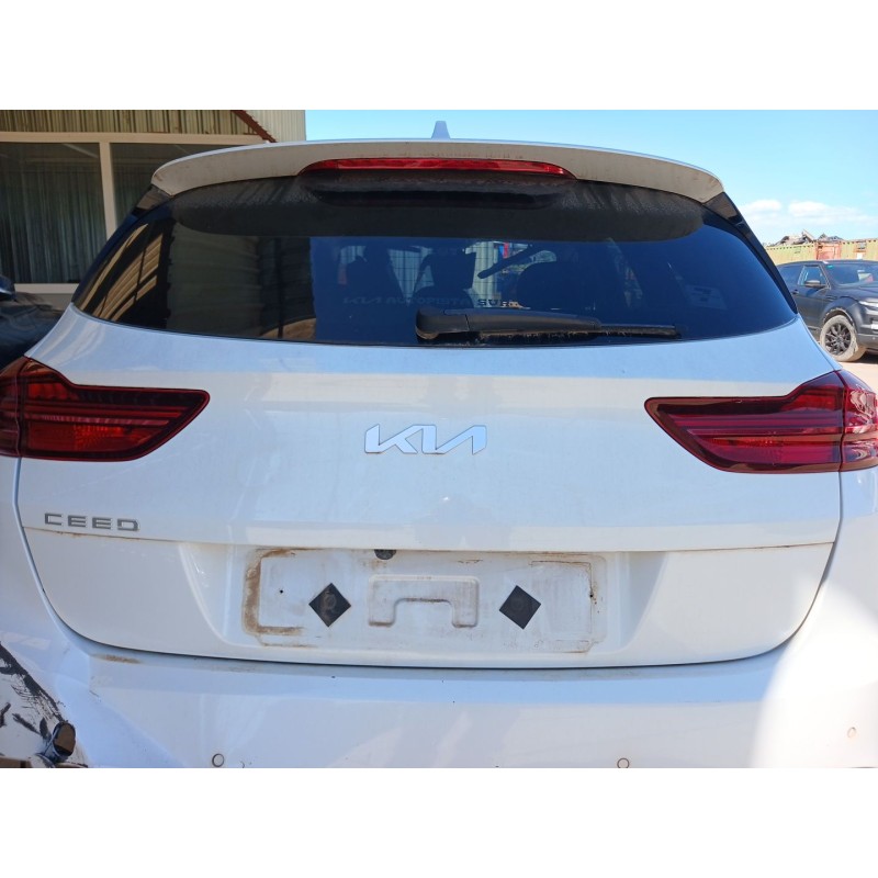 Recambio de porton trasero para kia ceed tourer (cd) 1.0 t-gdi referencia OEM IAM   