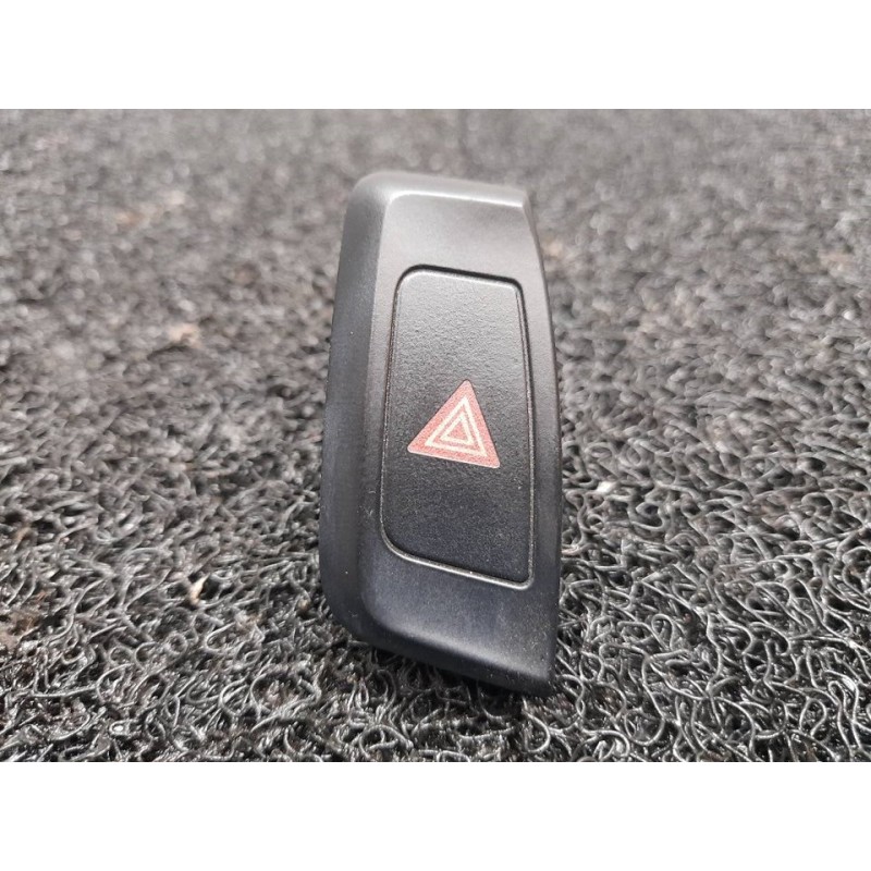 Recambio de warning para audi a4 ber. (b8) e referencia OEM IAM 8K1941509 211245000 