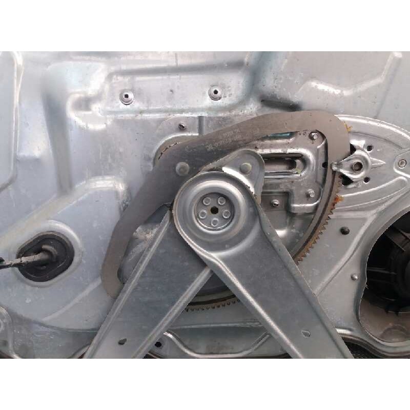 Recambio de elevalunas delantero derecho para ford focus berlina (cap) 1.6 tdci cat referencia OEM IAM - Gris 3