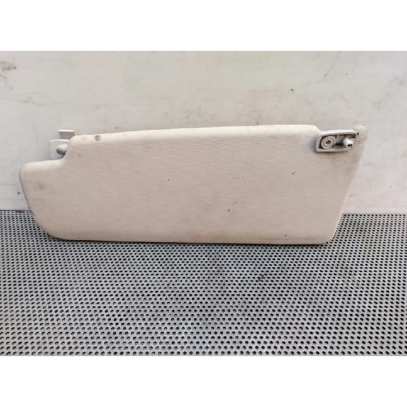 Recambio de parasol derecho para volkswagen polo berlina (6n2) conceptline referencia OEM IAM - Blanco 2