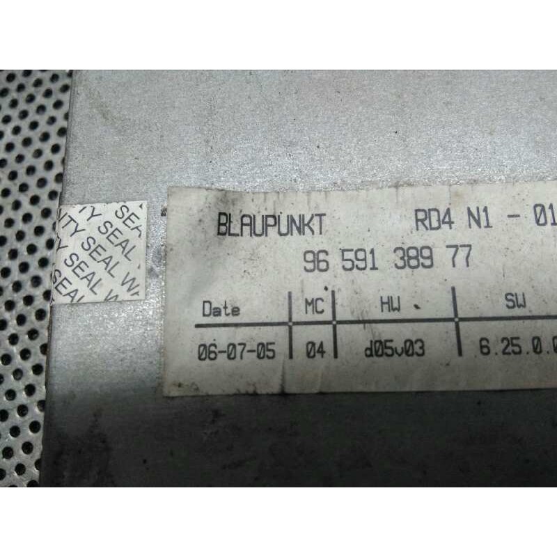Recambio de sistema audio / radio cd para citroën c4 berlina 1.4 16v referencia OEM IAM 9659138977 3