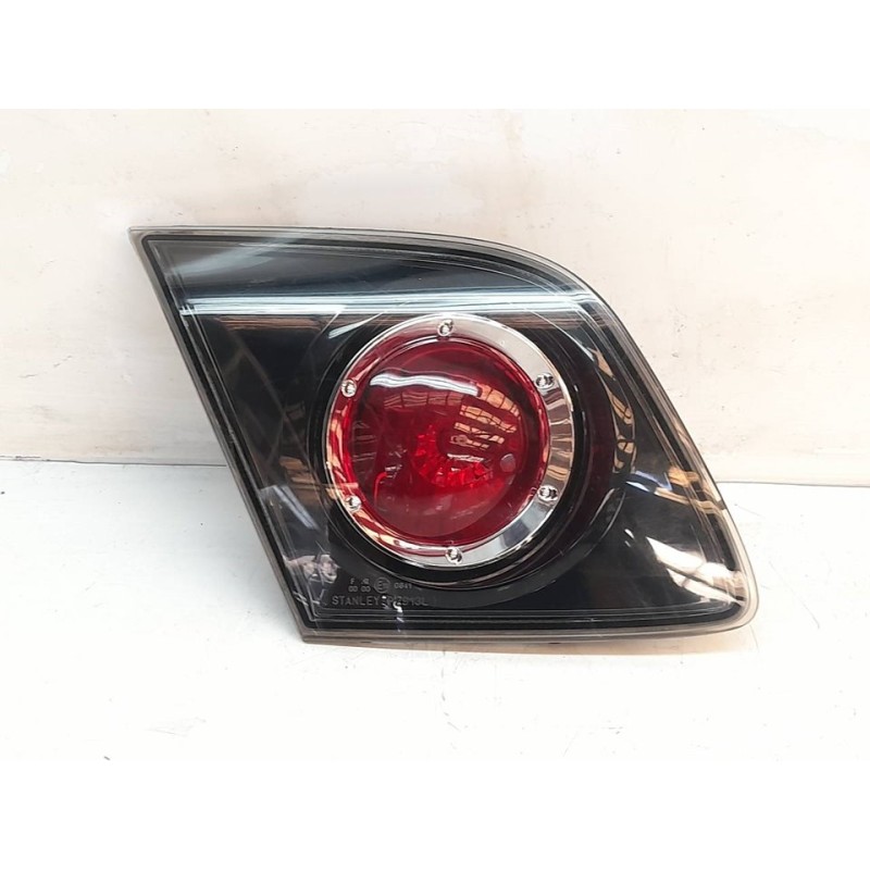 Recambio de piloto trasero izquierdo interior para mazda 3 berlina (bk) 1.6 crdt active referencia OEM IAM   