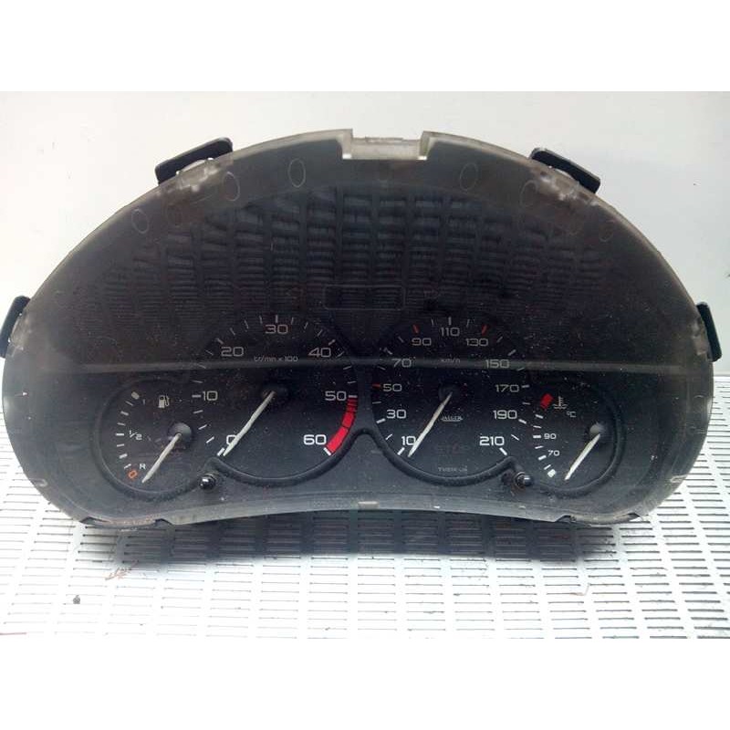 Recambio de cuadro instrumentos para peugeot 206 berlina 1.9 diesel referencia OEM IAM 9645096080  
