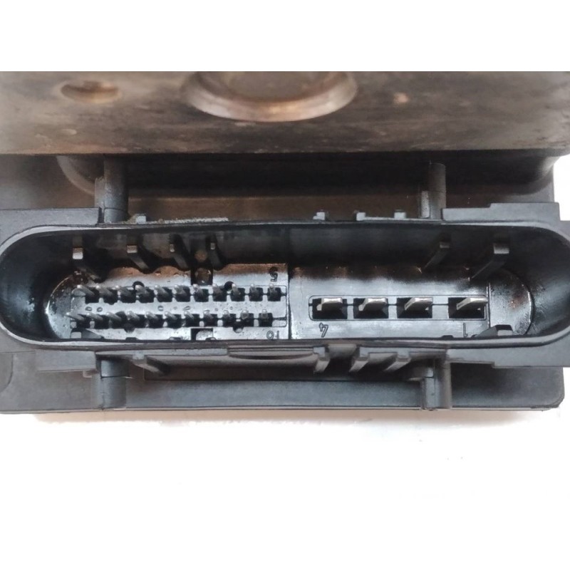 Recambio de abs para dacia sandero ambiance referencia OEM IAM 0265801018 0265232718 3