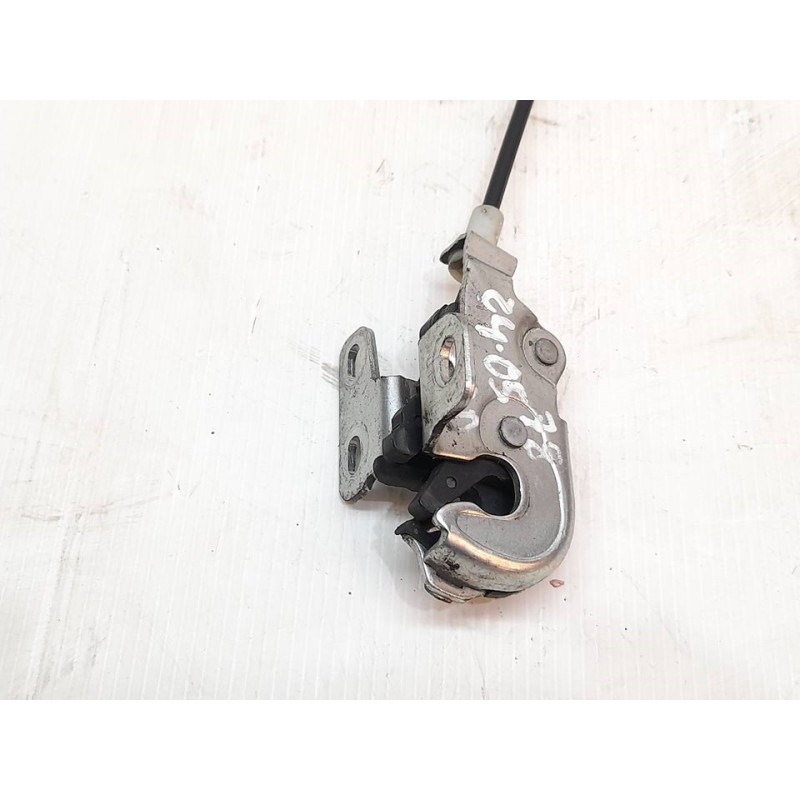 Recambio de cerradura puerta trasera derecha para iveco daily furgón fg h2 33 s ... v batalla 3520 l referencia OEM IAM 1104717 