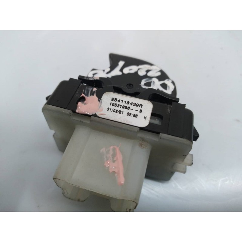 Recambio de mando elevalunas delantero derecho para dacia sandero iii stepway comfort referencia OEM IAM 254118439R 10521956B - Blanco 3