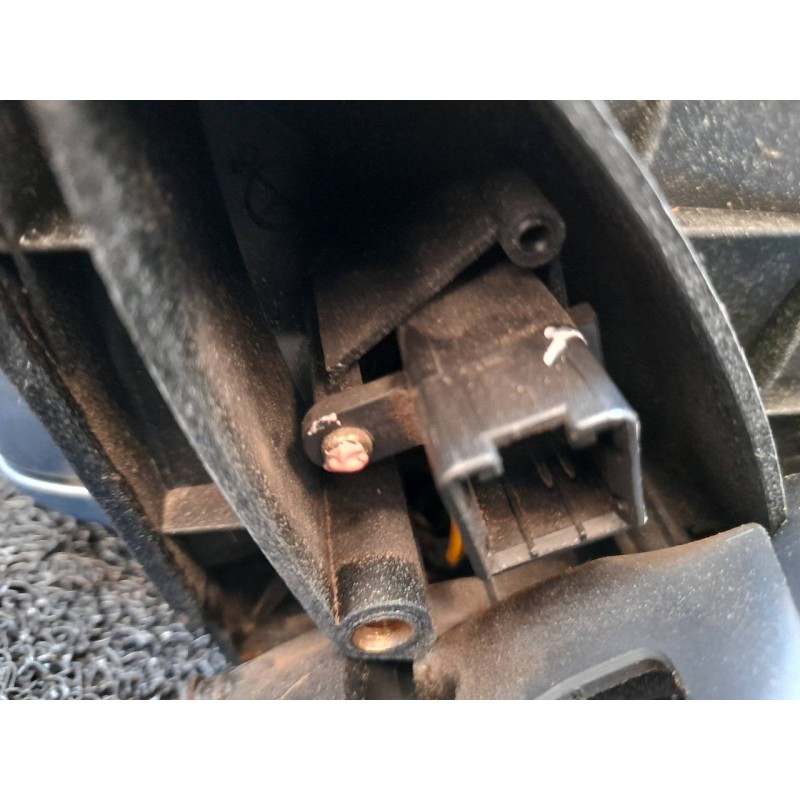 Recambio de retrovisor izquierdo para kia rio rs berlina (5-ptas.) referencia OEM IAM - Azul 5