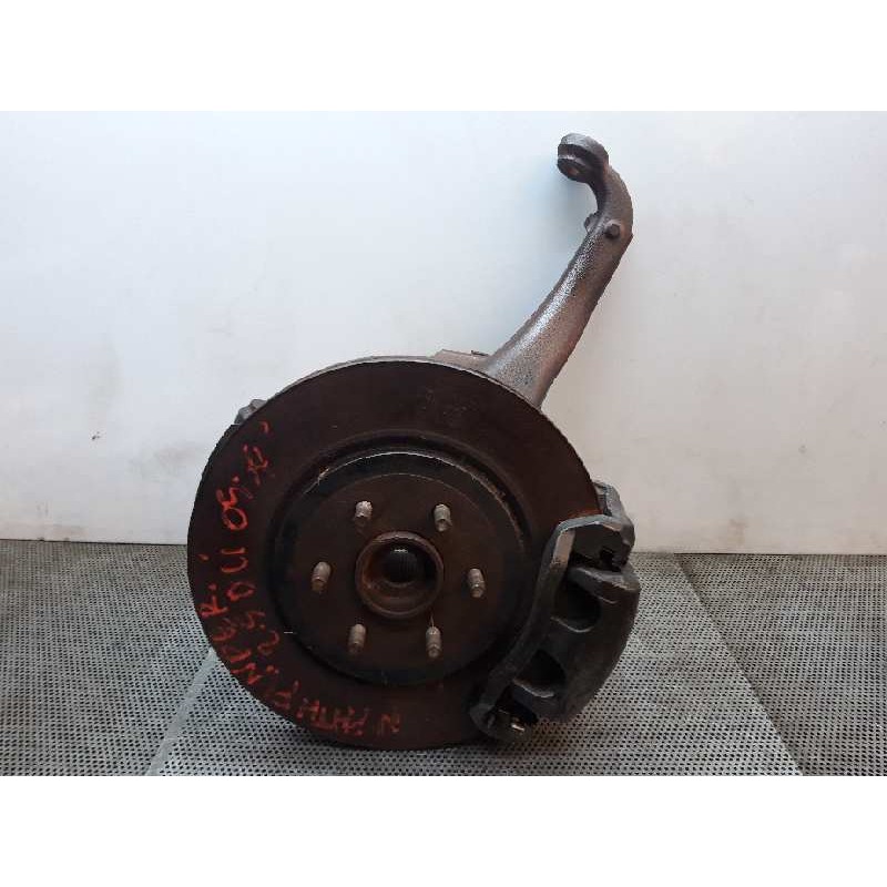 Recambio de mangueta delantera izquierda para nissan pathfinder (r50) referencia OEM IAM  80654 