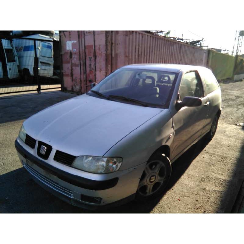 seat ibiza (6k1) del año 2001