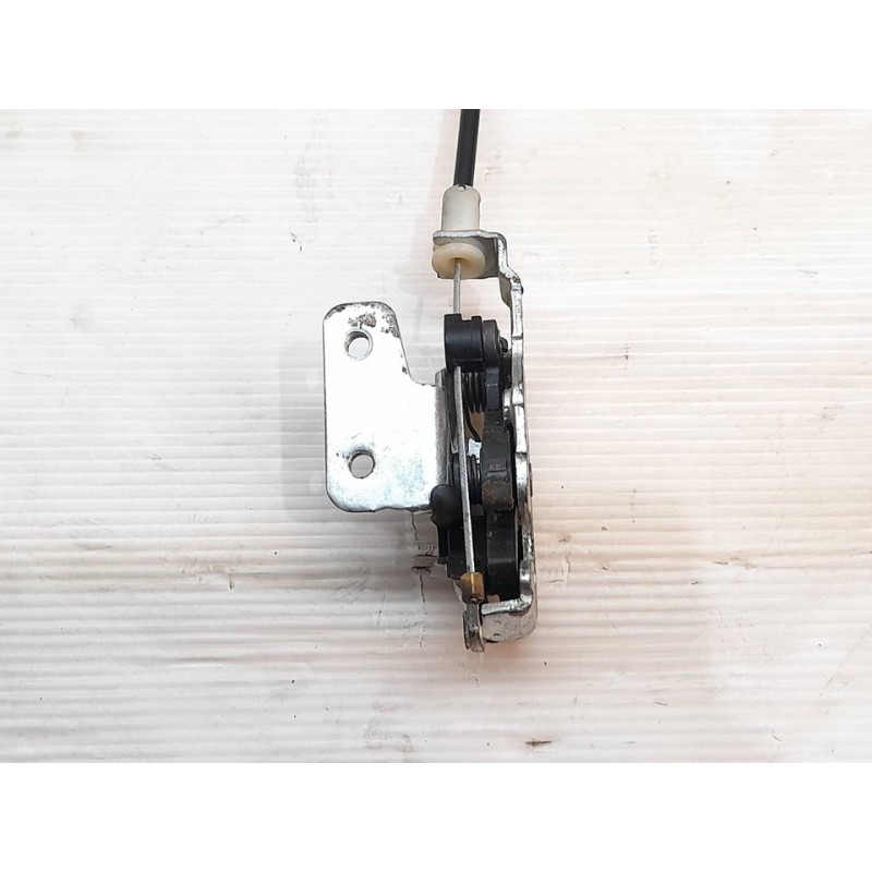 Recambio de cerradura puerta trasera derecha para iveco daily furgón fg h2 33 s ... v batalla 3520 l referencia OEM IAM 1513722 - Blanco 2