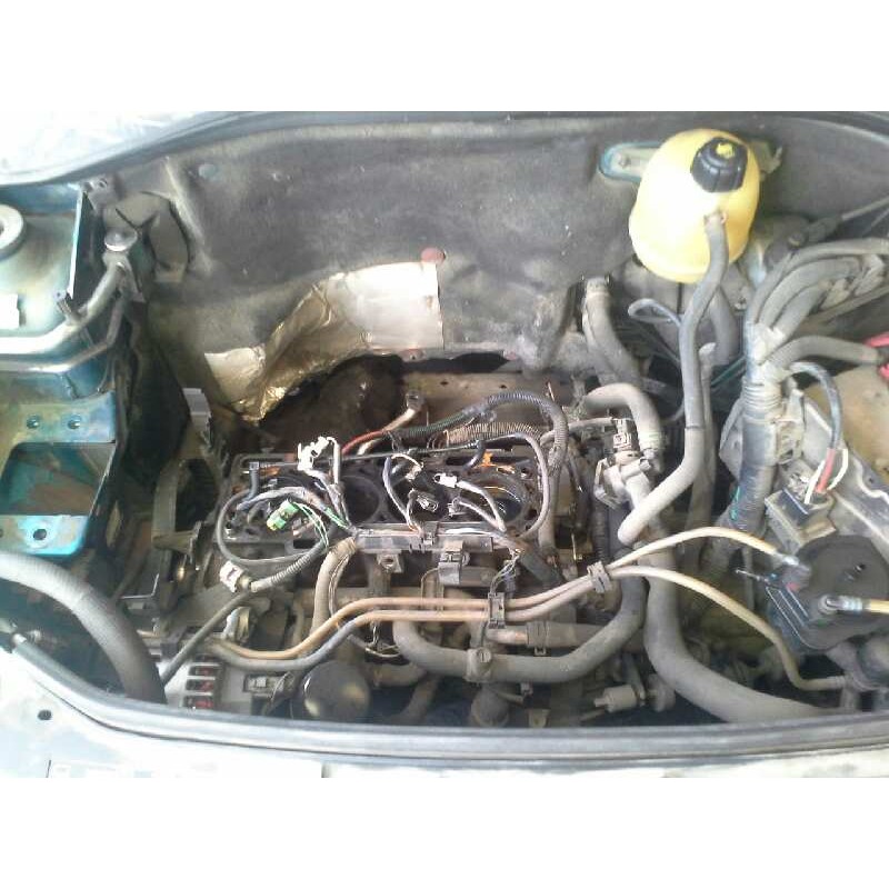 renault clio ii fase ii (b/cb0) del año 2001
