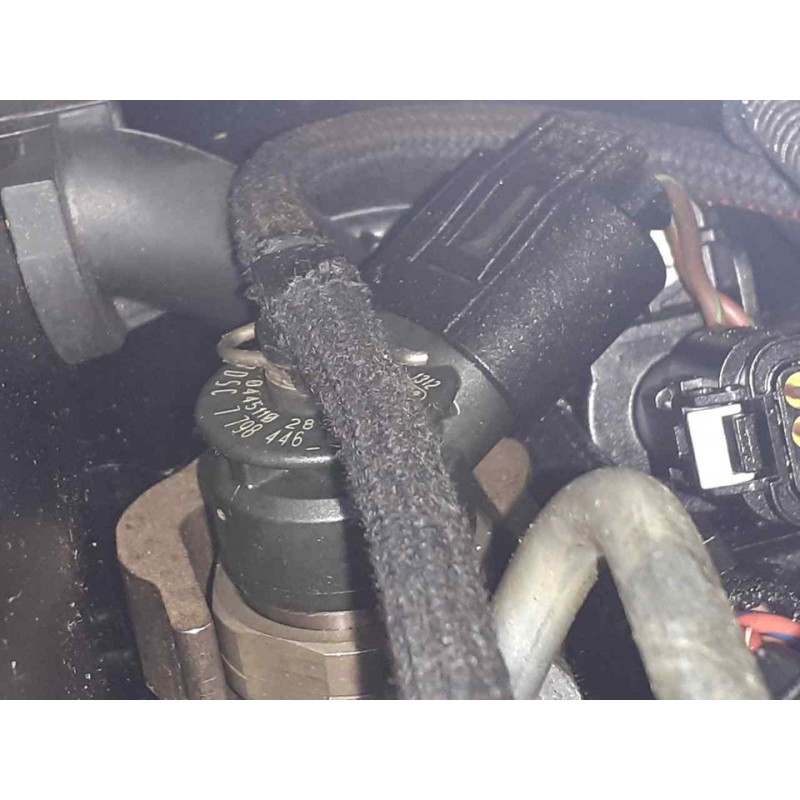 Recambio de inyector para bmw serie 1 berlina (e81/e87) 118d referencia OEM IAM 0445110289 BOSCH 