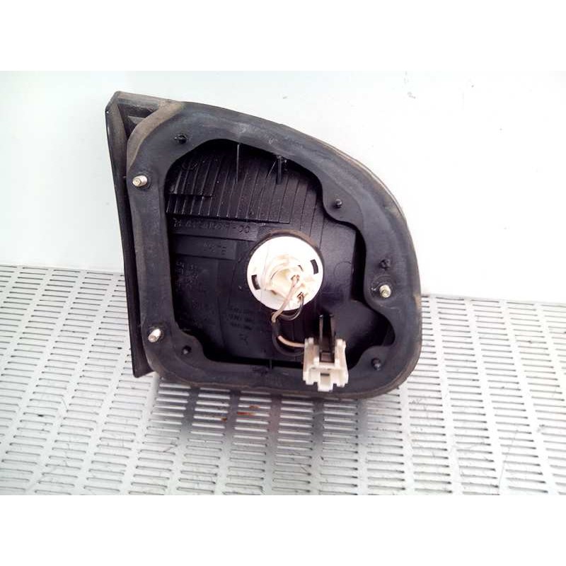 Recambio de piloto trasero derecho para daewoo lanos 1.3 referencia OEM IAM - Gris 2