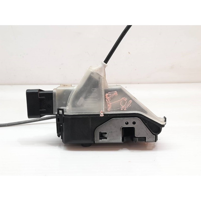 Recambio de cerradura puerta delantera derecha para citroën c3 live referencia OEM IAM 16942937 2