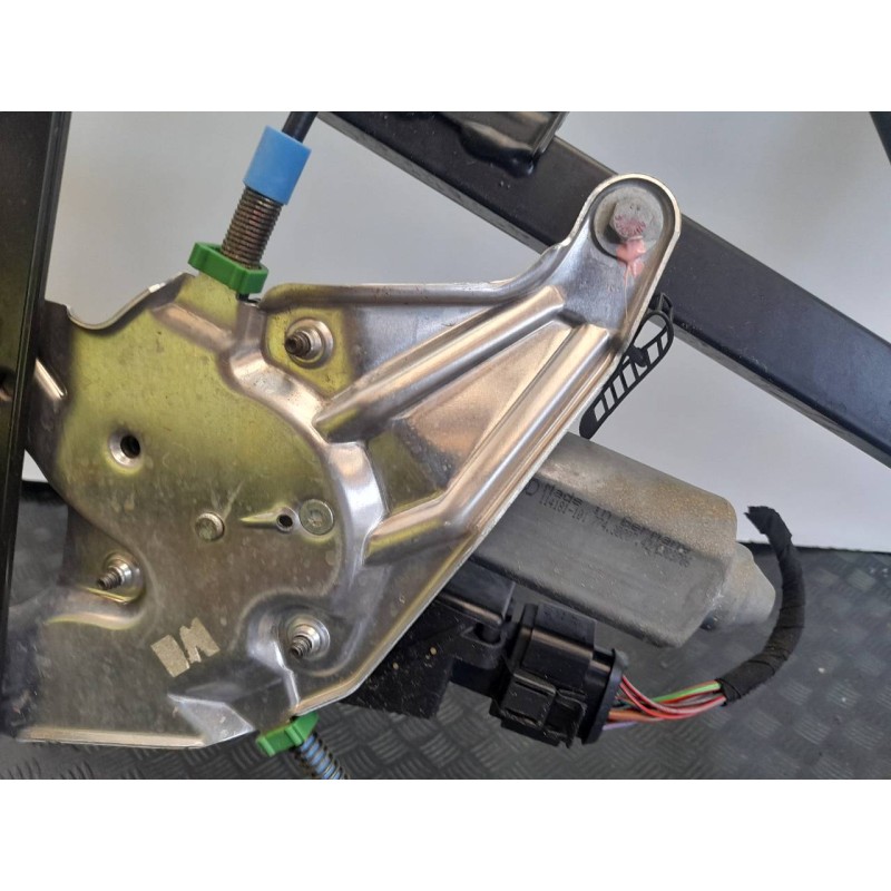 Recambio de elevalunas delantero izquierdo para audi a6 berlina (4b2) 2.4 (121kw) referencia OEM IAM 480837397 - Gris 6