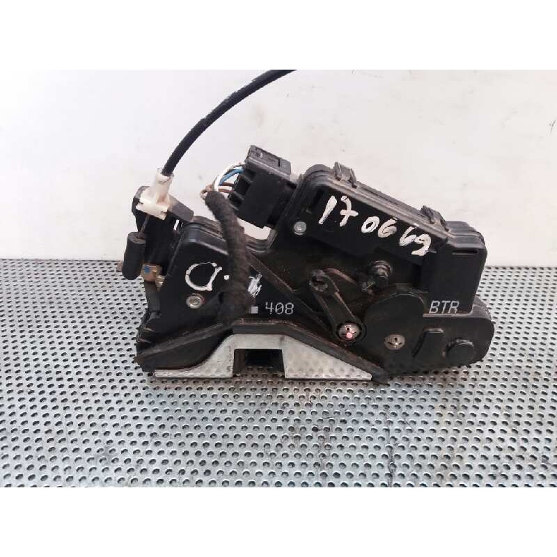 Recambio de cerradura puerta delantera derecha para bmw serie 3 berlina (e46) 320d referencia OEM IAM 4