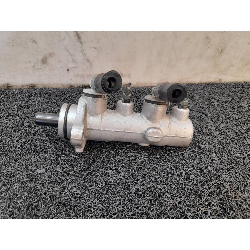 Recambio de bomba freno para kia frontier referencia OEM IAM   