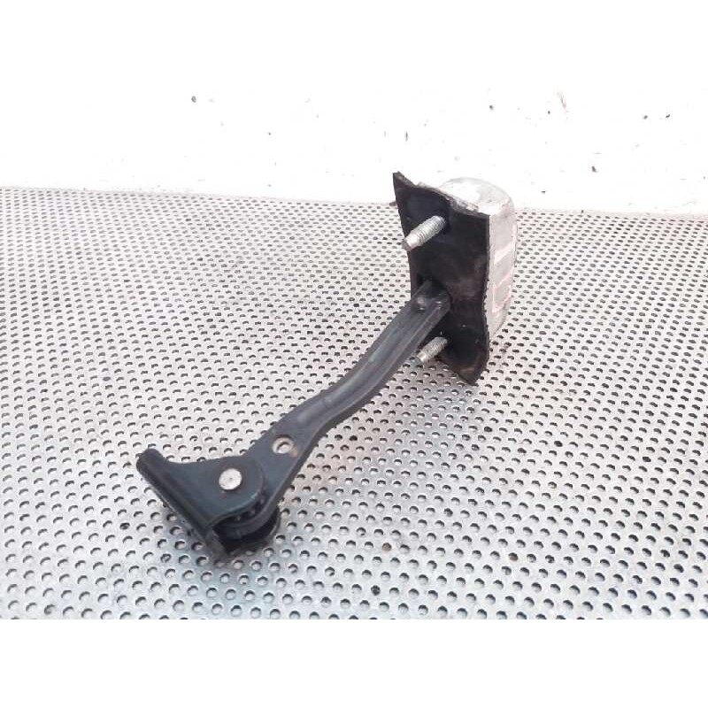 Recambio de retenedor puerta trasera derecha para ford focus berlina (cap) 1.6 tdci cat referencia OEM IAM - Gris 2