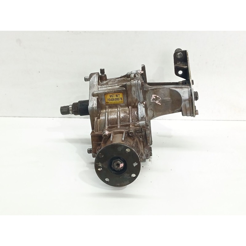 Recambio de caja transfer para hyundai santa fe (sm) 2.0 gls crdi 4x4 referencia OEM IAM Y040600078  
