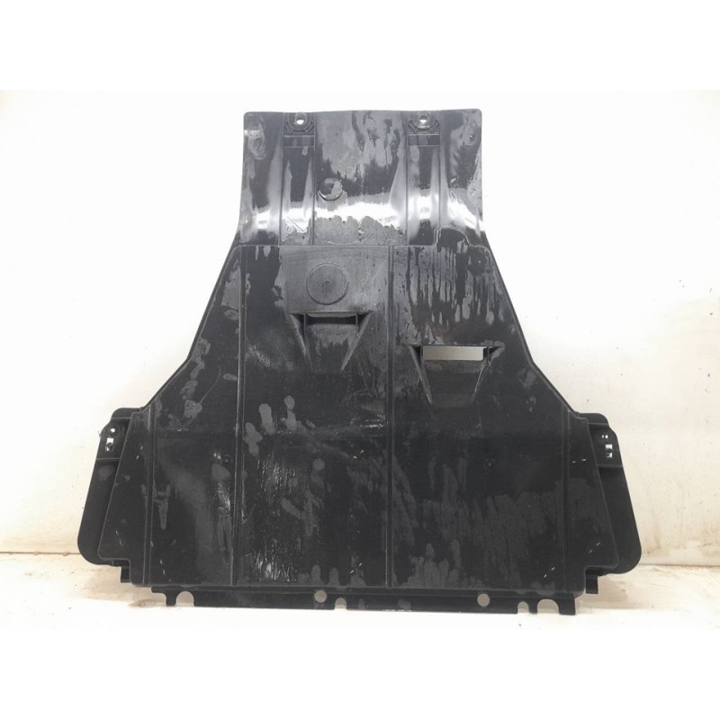 Recambio de cubrecarter para renault megane iii coupe dynamique referencia OEM IAM 758900006R  