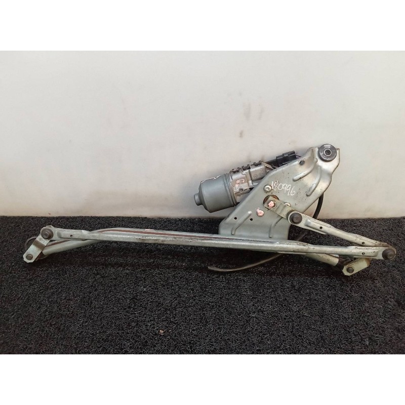 Recambio de motor limpia delantero para dacia sandero básico referencia OEM IAM 0390241544 8200619512 BOSCH