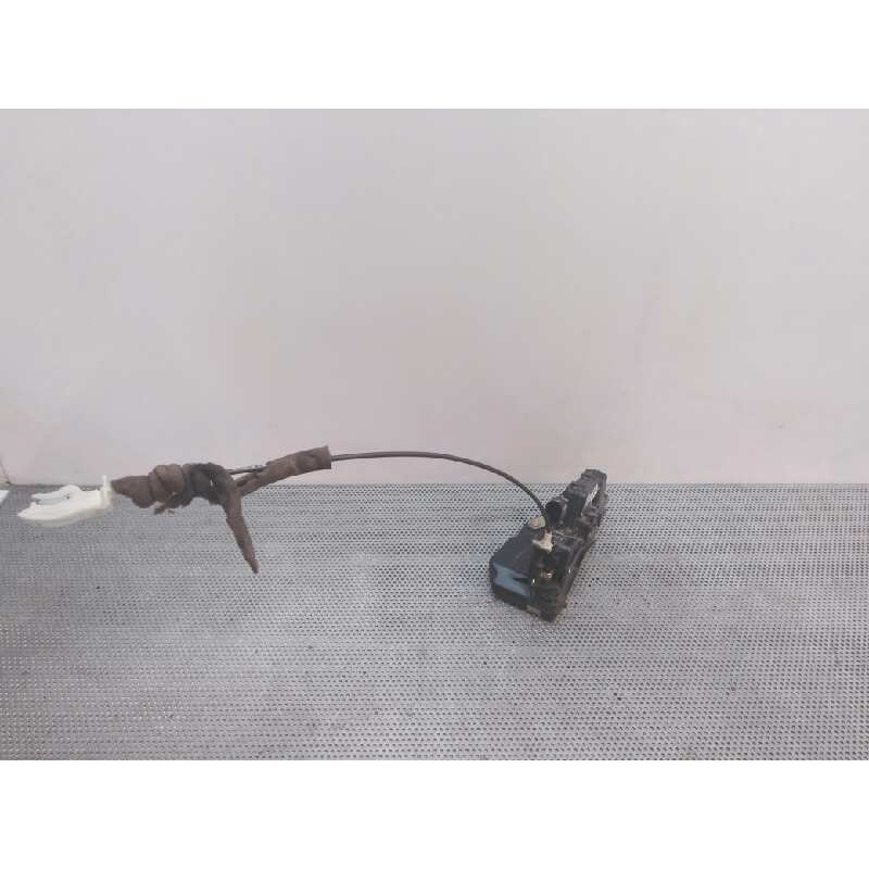 Recambio de cerradura puerta trasera derecha para bmw serie 3 berlina (e46) 320d referencia OEM IAM 2