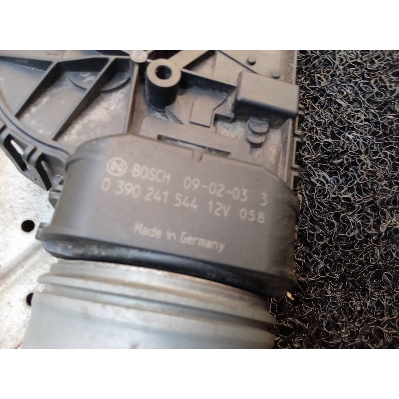 Recambio de motor limpia delantero para dacia sandero básico referencia OEM IAM 0390241544 8200619512 BOSCH - Gris 2