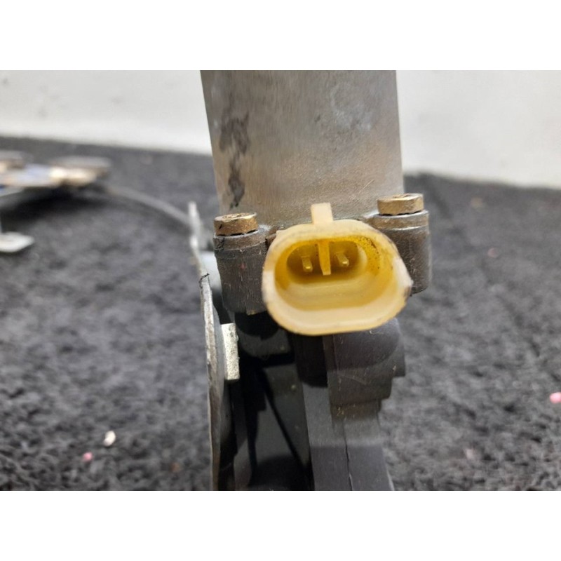 Recambio de elevalunas trasero derecho para mg serie 25 (rf) classic (5-ptas.) referencia OEM IAM 100207XXX 129528 5