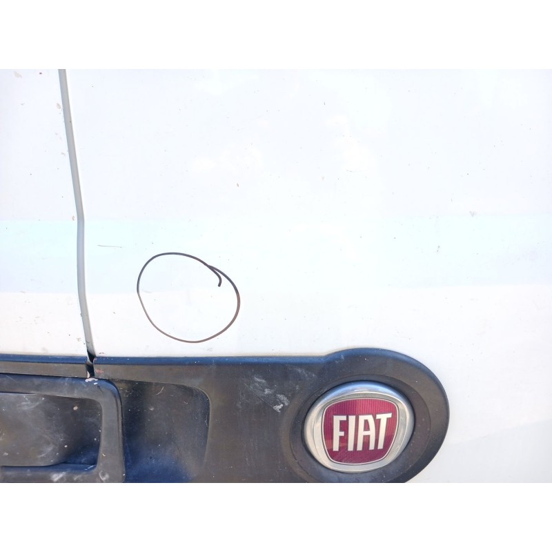 Recambio de puerta trasera derecha para fiat doblo cargo (263_) 1.3 d multijet referencia OEM IAM - Blanco 2