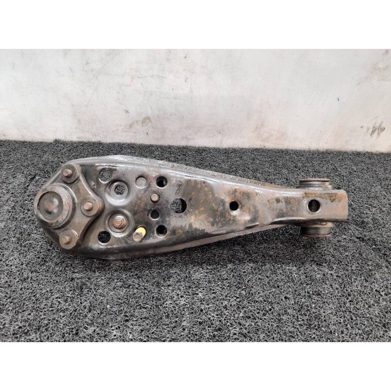 Recambio de brazo suspension inferior delantero derecho para kia frontier referencia OEM IAM - Blanco 2