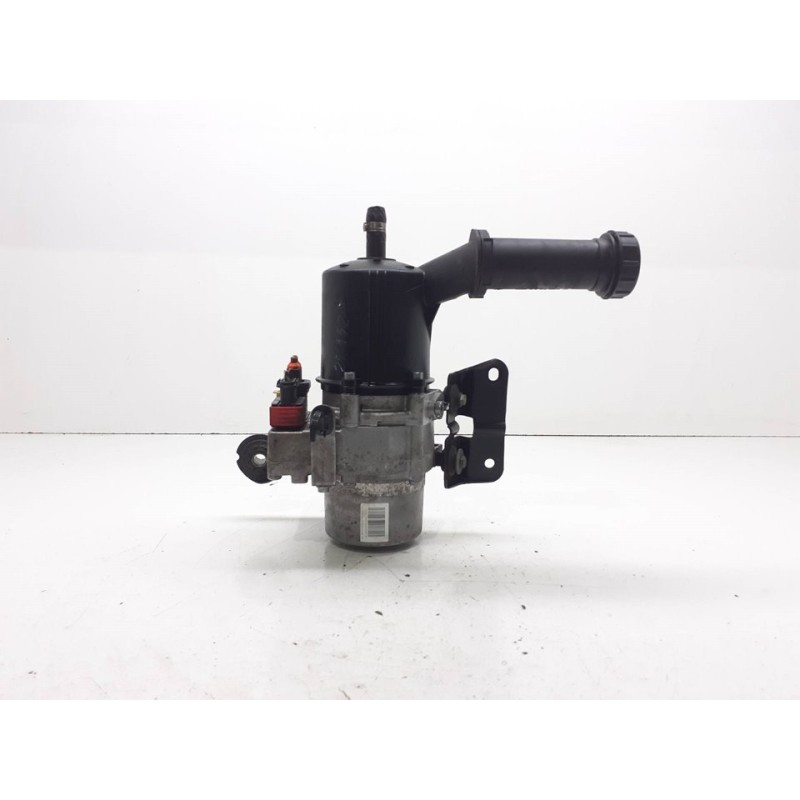 Recambio de bomba direccion para peugeot 307 berlina (s2) d-sign referencia OEM IAM 9681546580 3