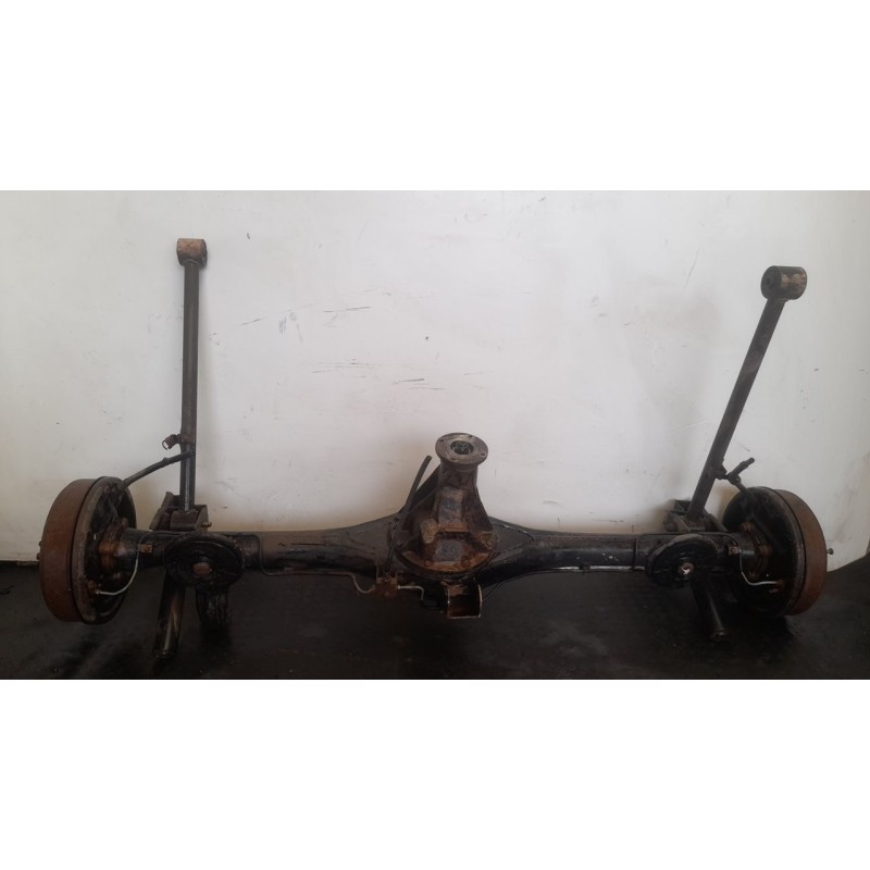 Recambio de puente trasero para kia sportage td (5-ptas.) referencia OEM IAM - Rojo 2