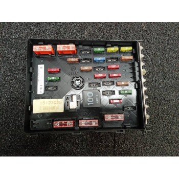 CAJA RELES / FUSIBLES 3C0937125 15122025 