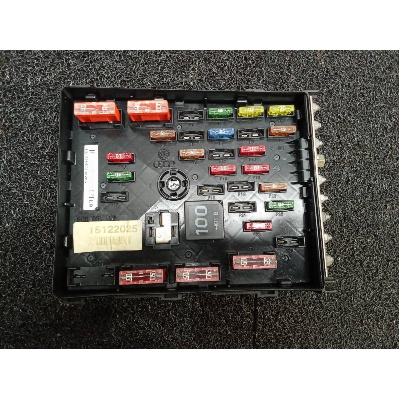 Recambio de caja reles / fusibles para volkswagen passat berlina (3c2) highline referencia OEM IAM 3C0937125 15122025 
