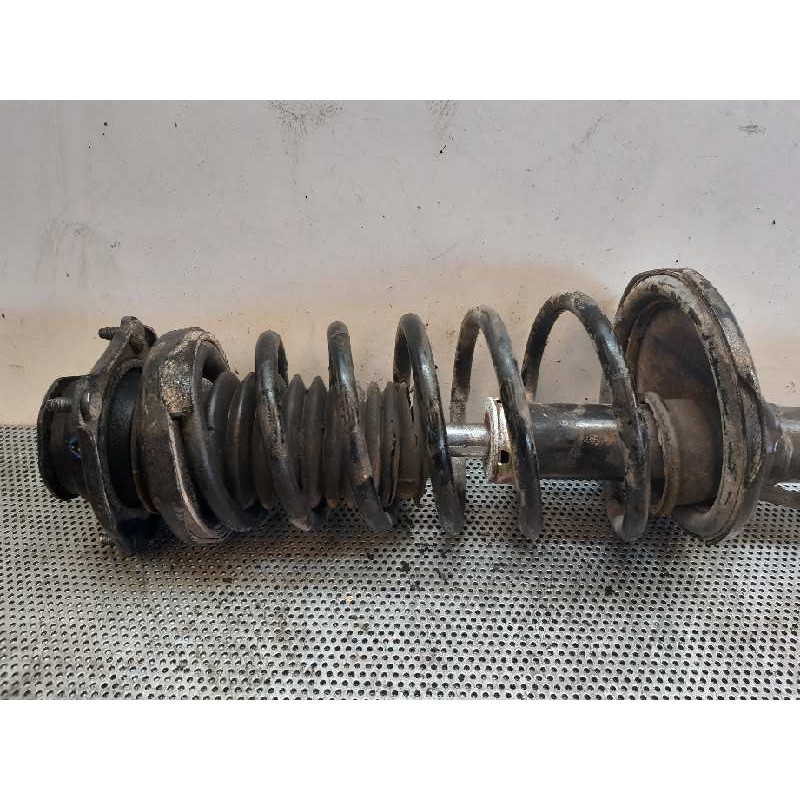 Recambio de amortiguador trasero izquierdo para kia shuma ii 1.6 cat referencia OEM IAM 2