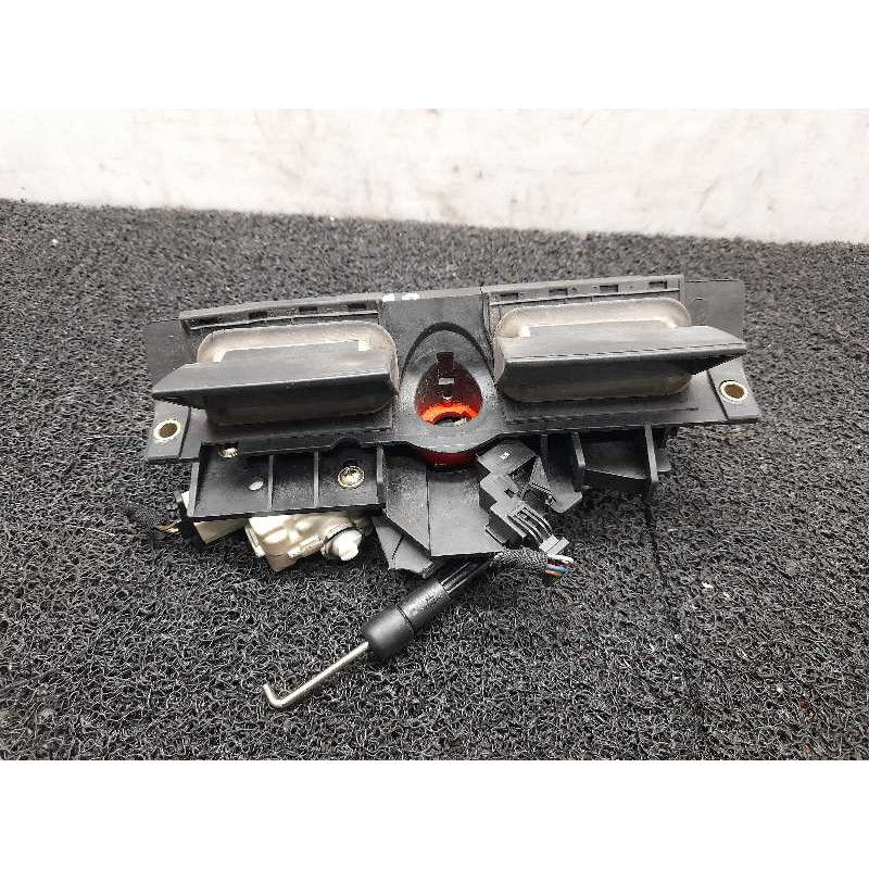 Recambio de maneta exterior tapa maletero () para audi a6 berlina (4b2) 2.4 (121kw) referencia OEM IAM 4