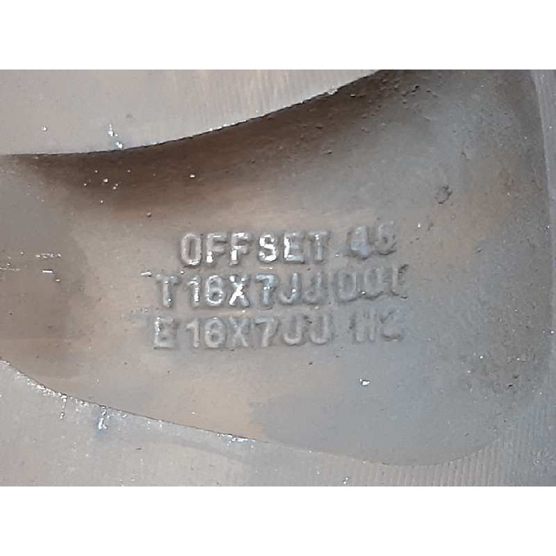 Recambio de llanta para kia sorento 2.5 crdi ex referencia OEM IAM E16X7JJH2 2