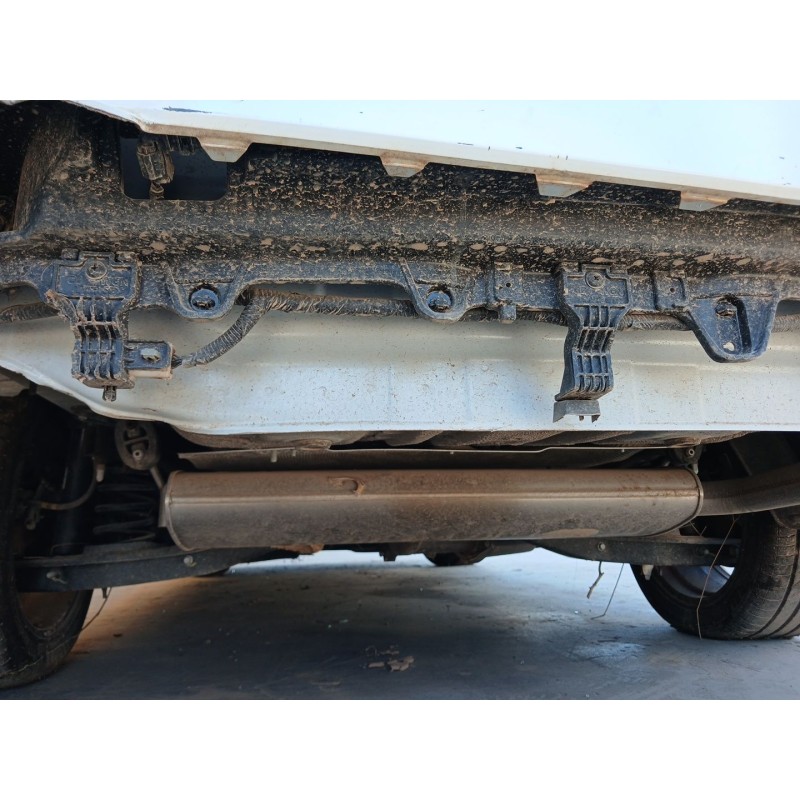 Recambio de refuerzo paragolpes trasero para kia ceed tourer (cd) 1.0 t-gdi referencia OEM IAM   