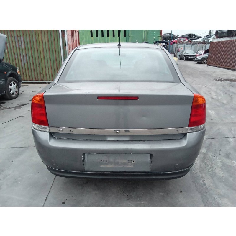 opel vectra c berlina del año 2003